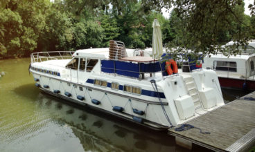 Local Living France – Burgundy Canal Boat
