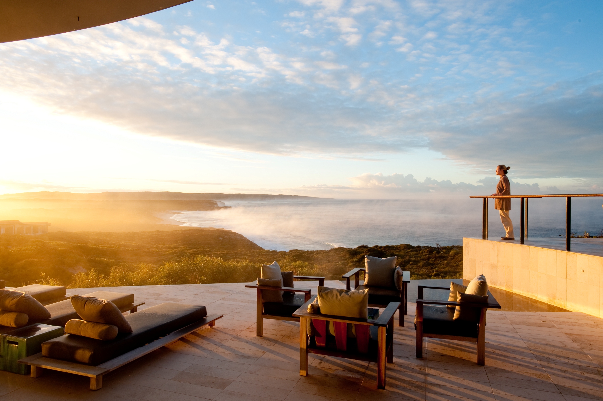 путешествие отель. яхта opati. особняк стаса михайлова на рублевке. сайт luxury. большая гостиная.